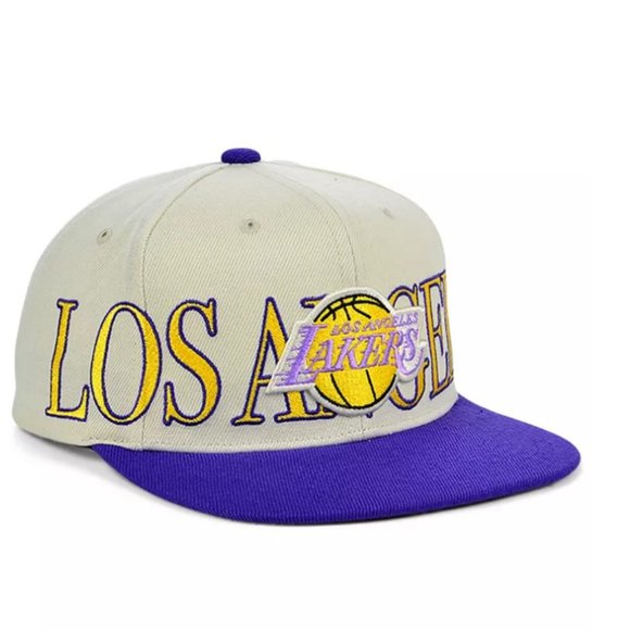 Mitchell & Ness Los Angeles Lakers Hardwood Classic Winners Circle Snapback Cap - Picture 1 of 9